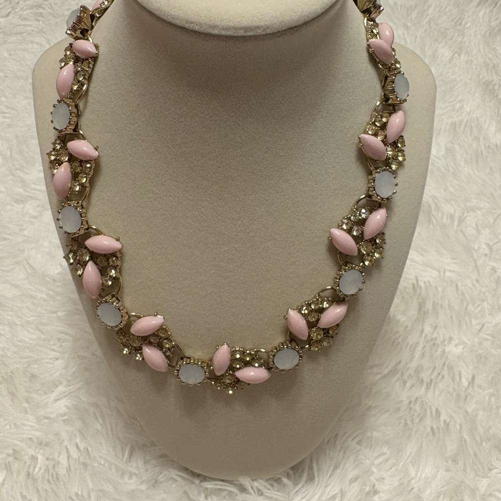 Chic Pink and Gold Necklace
